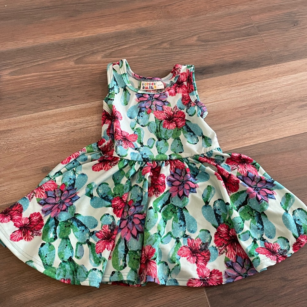 Dotdot smile tank dress